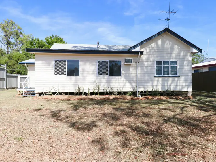 38 Ronald Street, Injune QLD 4454