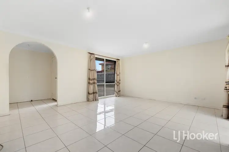 Fifth view of Homely house listing, 19 Simon Court, Hampton Park VIC 3976