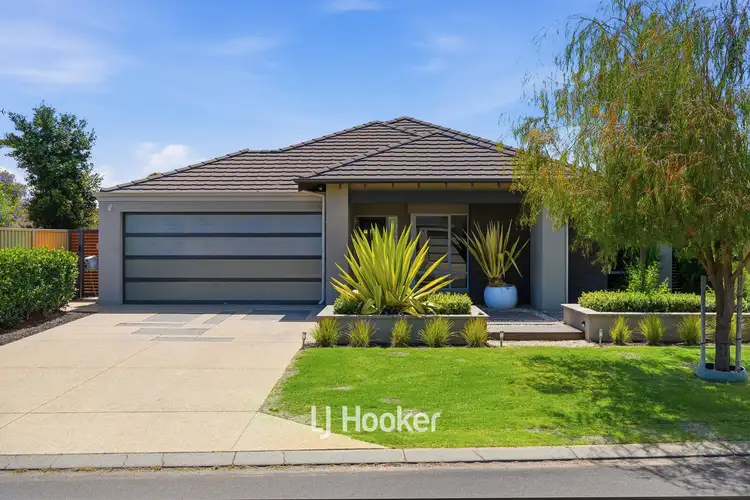 11 Barker Boulevard, Glen Iris WA 6230