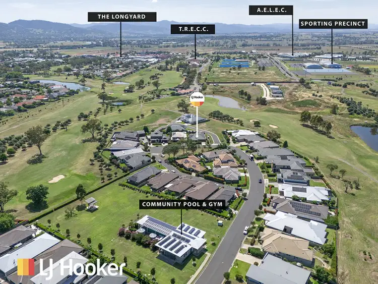 Second view of Homely house listing, 48 Peak Drive, Hillvue NSW 2340