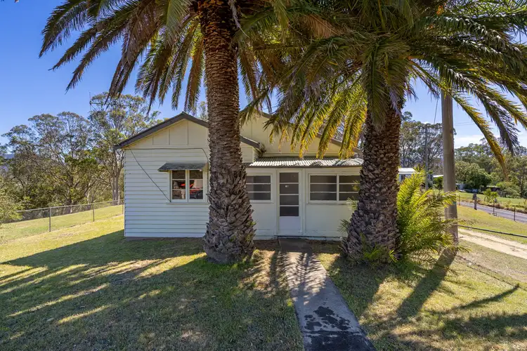 18 Loftus Street, Bemboka NSW 2550