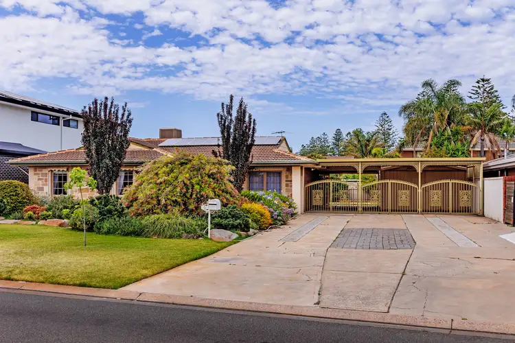 6 Sir Ross Smith Avenue, North Haven SA 5018