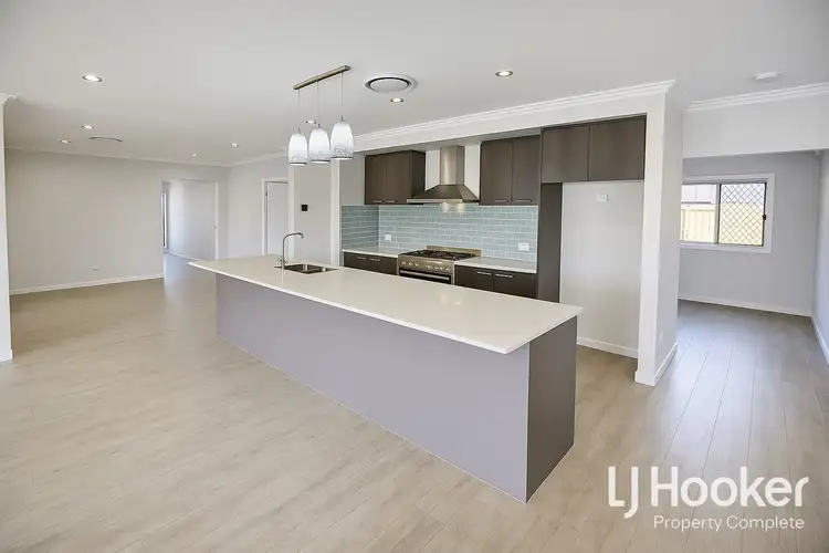 8 Verdi Street, Yarrabilba QLD 4207