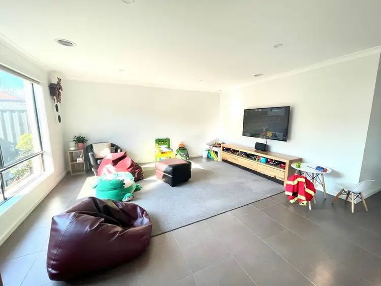 78 Tom Roberts Parade, Point Cook VIC 3030