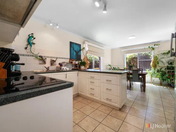 Sixth view of Homely house listing, 5 Sunset Avenue, Wynyard TAS 7325