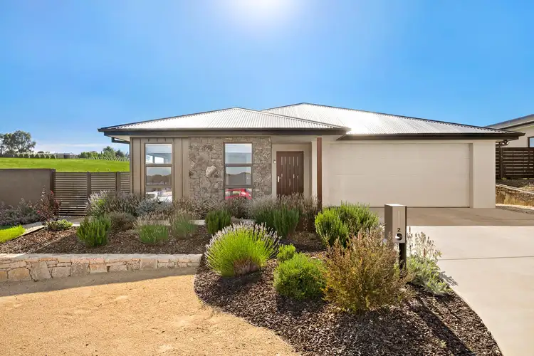 2 Werong Place, Yass NSW 2582