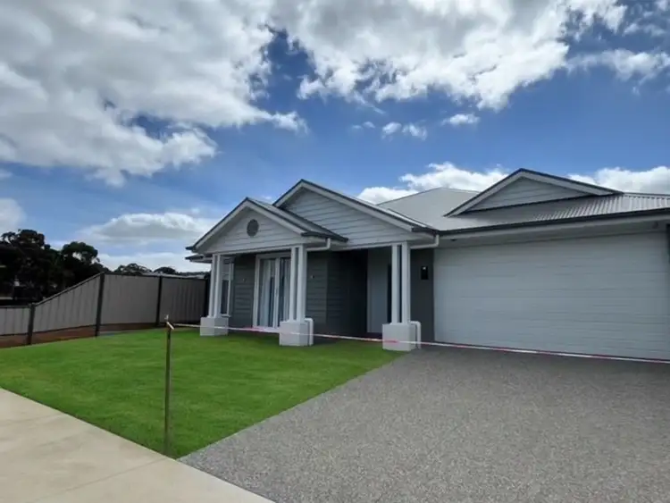 13 Coachman Avenue, Kilmore VIC 3764