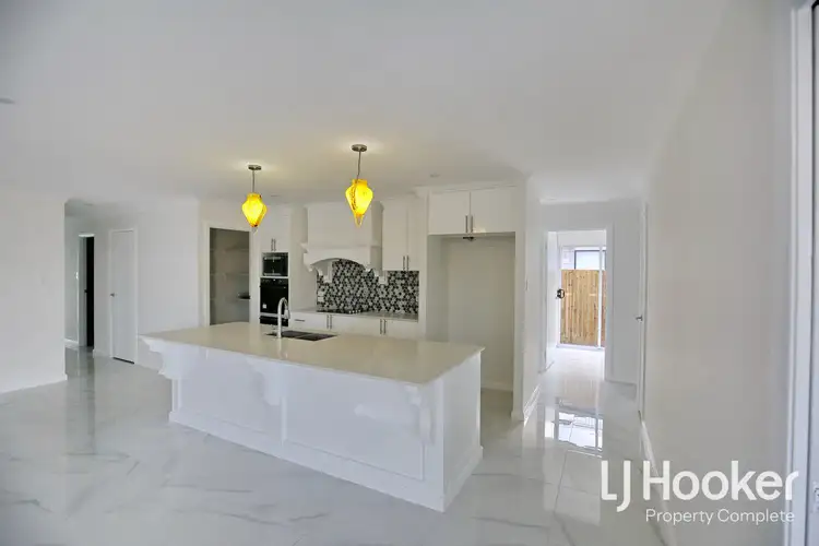 4 Expedition Road, Yarrabilba QLD 4207