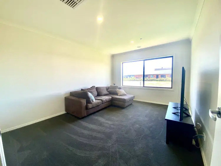 Fifth view of Homely house listing, 30 Clover Crescent Echuca Fields, Echuca VIC 3564