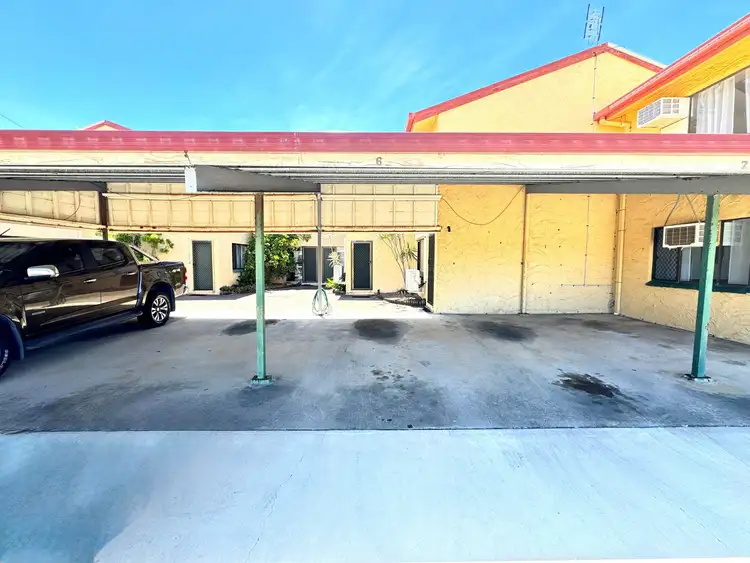 6 2A Powell Street, Bowen QLD 4805
