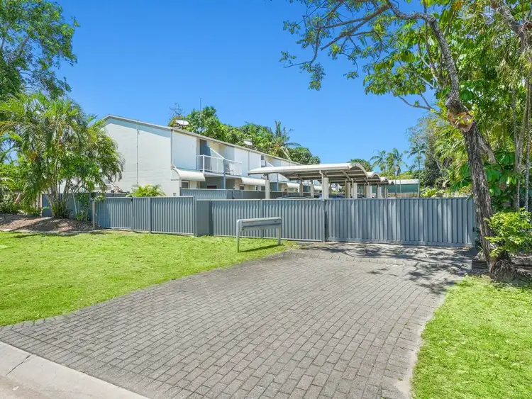 8/25-27 Fairweather Street, Yorkeys Knob QLD 4878