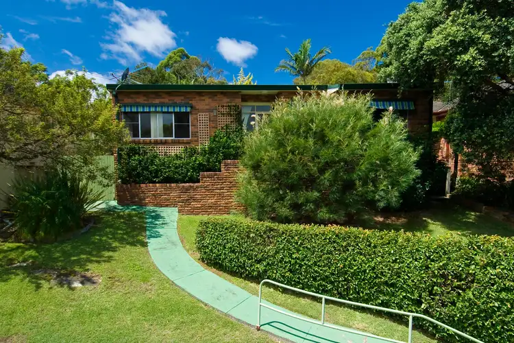 24 Ennerdale Crescent, Wheeler Heights NSW 2097