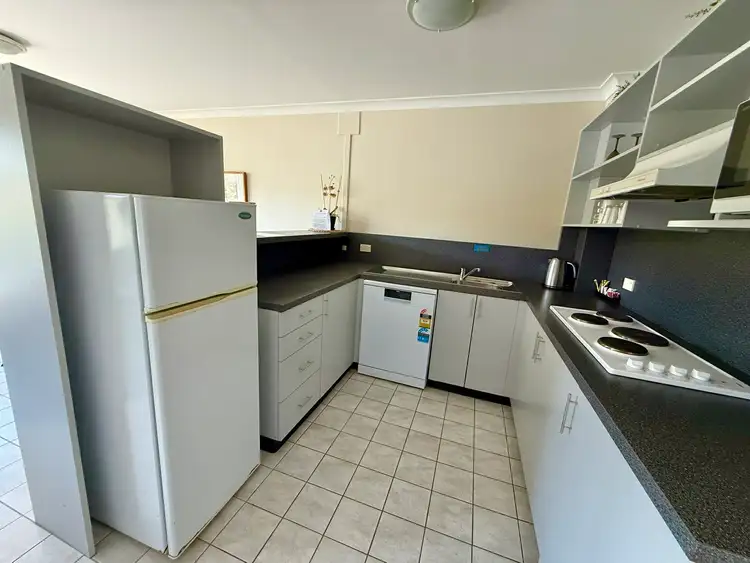 Seventh view of Homely apartment listing, Apartment 3/142 Marine Parade, Lakes Entrance VIC 3909