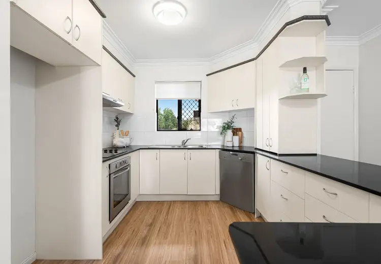 Seventh view of Homely unit listing, Unit 5/330 Hawthorne Road, Hawthorne QLD 4171