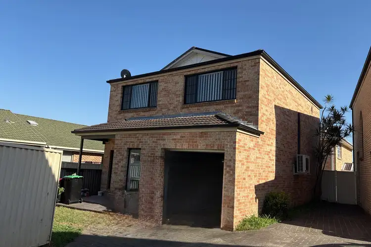 9B Pine Road, Casula NSW 2170