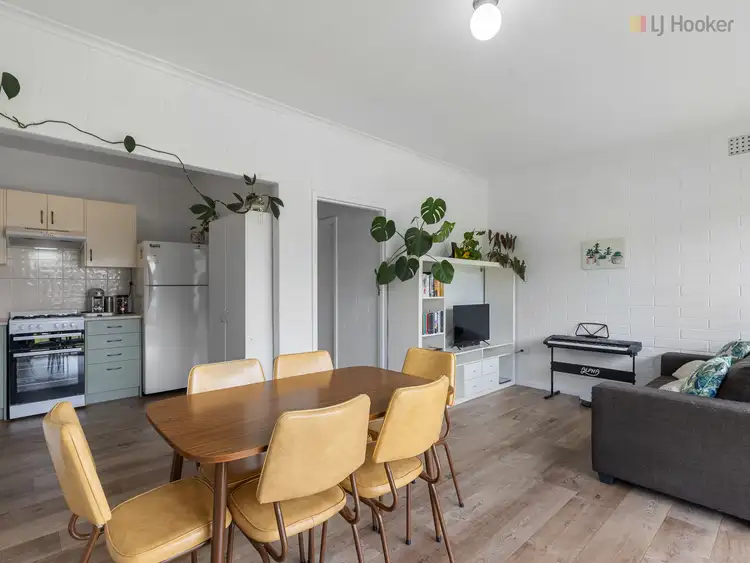 1/4 Shepherds Hill Road