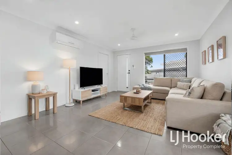 3/5-7 Soapstone Crescent