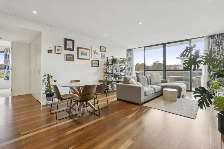 37/21 Dawes Street