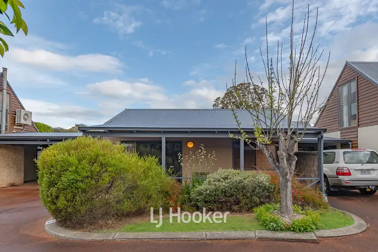 2/12 Dunn Bay Road