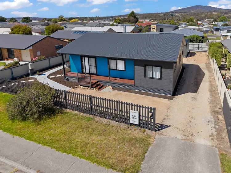 6 Alma Court