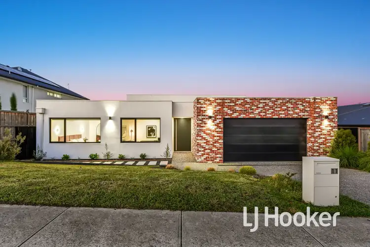 11 Kingston Heath Drive