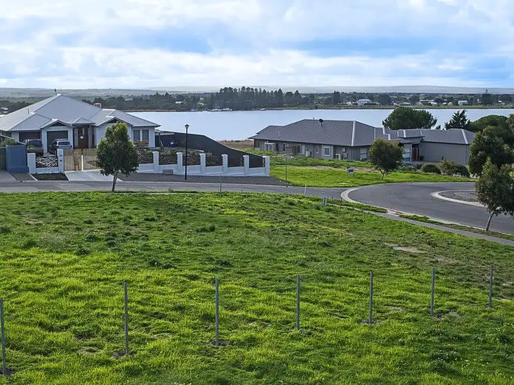 4 Hopkinson Court, Hindmarsh Island SA 5214