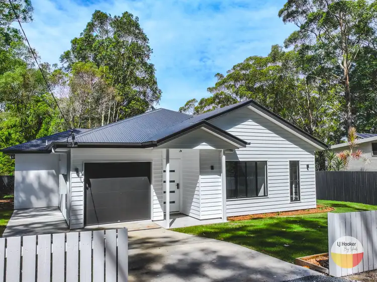 6 Dempsey St
