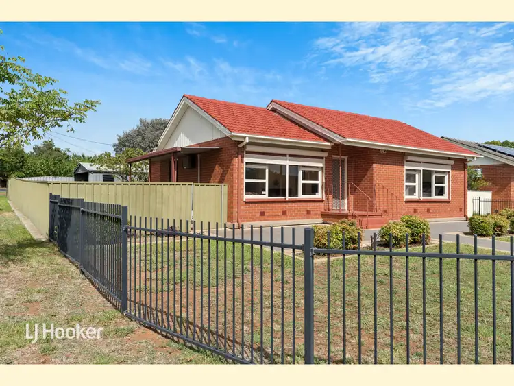 35 Telowie Avenue