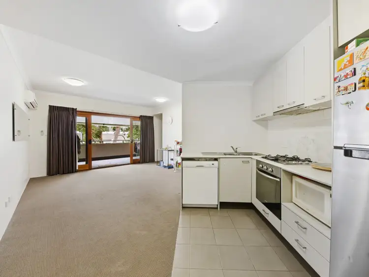 4/76 Newcastle Street