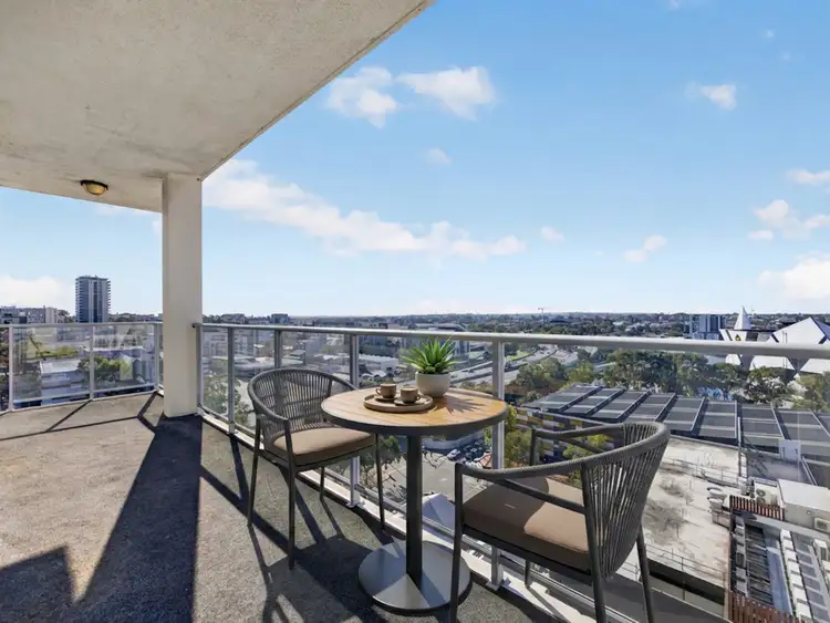 65/996 Hay Street