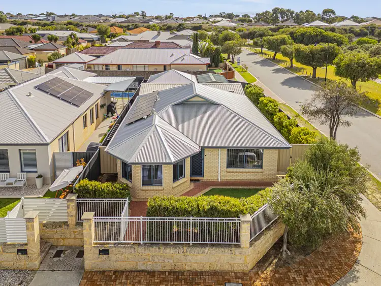 42 Thurleigh Approach