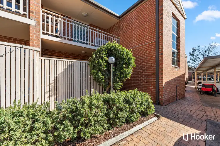 21/22 Archibald Street