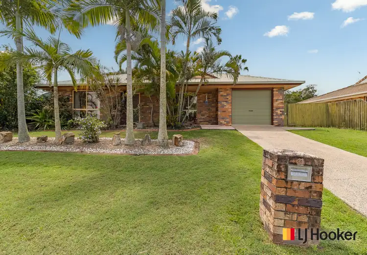 33 Tristania Crescent