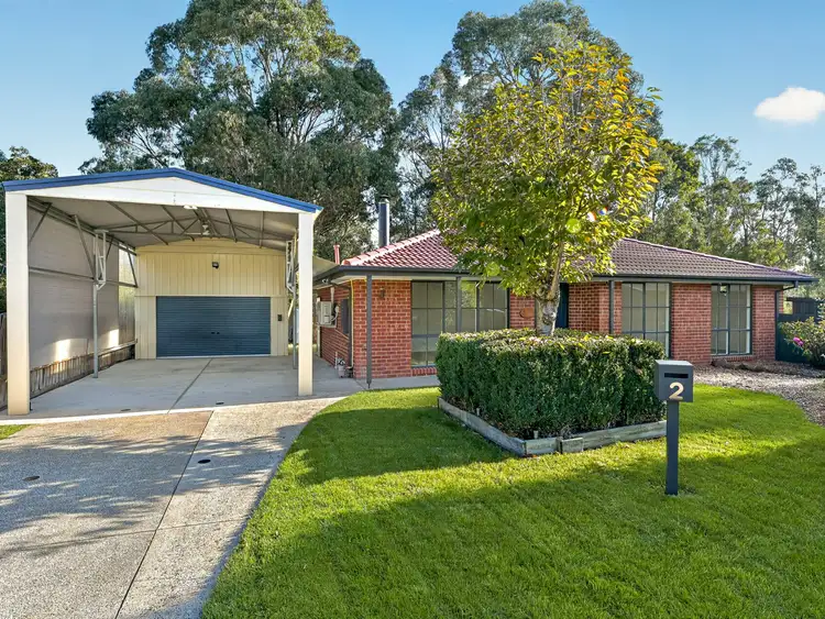 2 Bastow Close