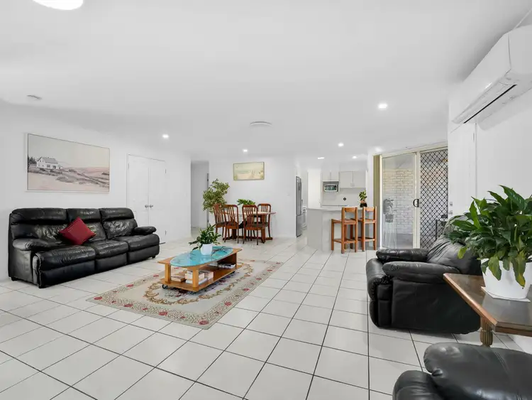 4b Hurst St
