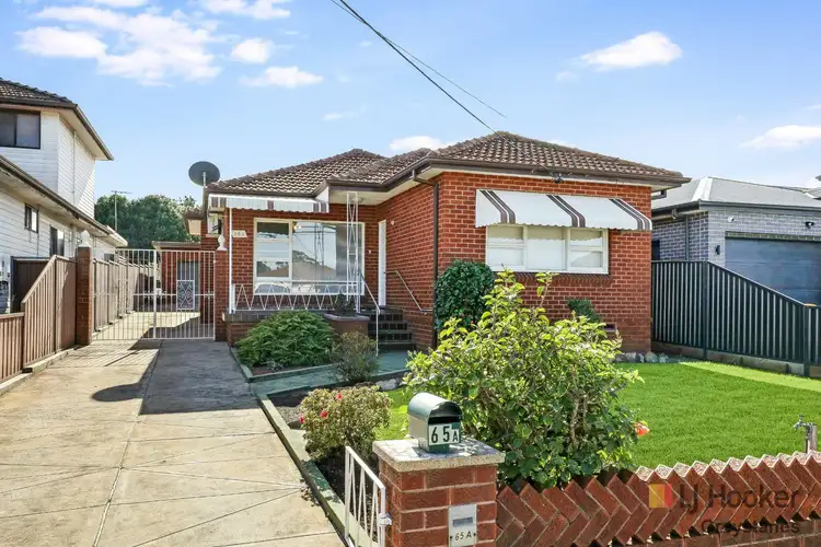 65a Hunt Street