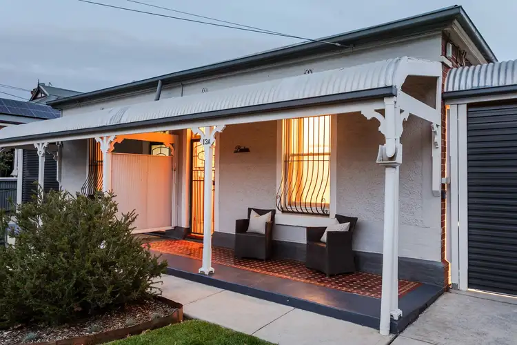 13a Cowra Street