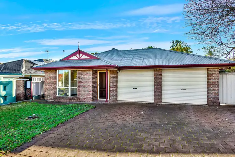 17 Gleeson Grove
