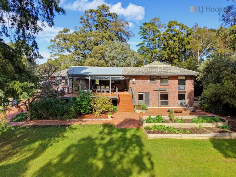 61 Light Road