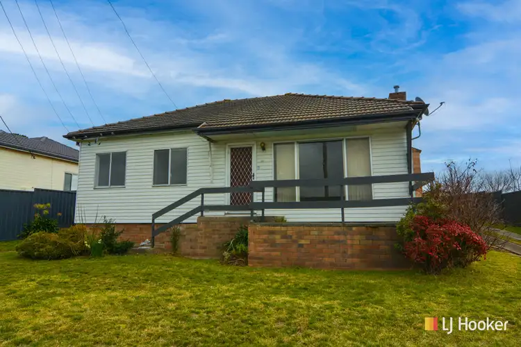 33 Cary Avenue