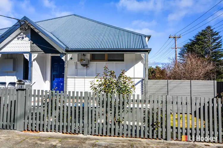 38 Spooner Street