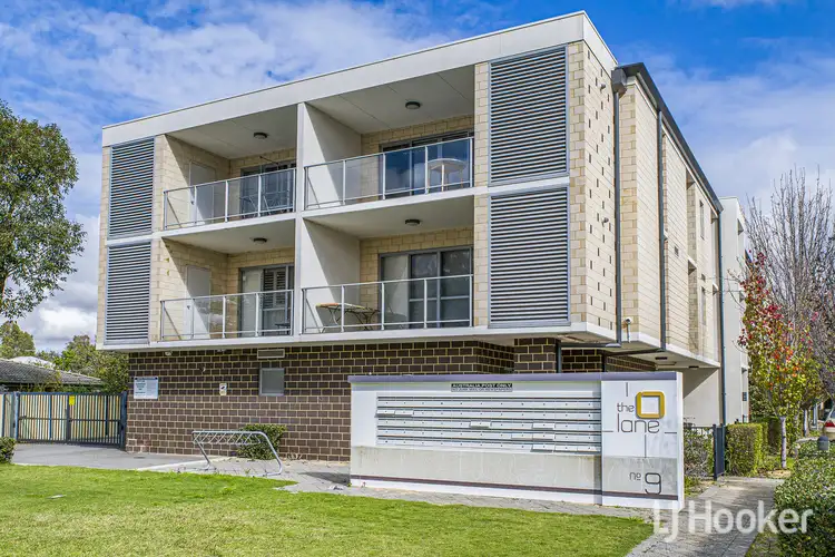 215/9 Central Terrace