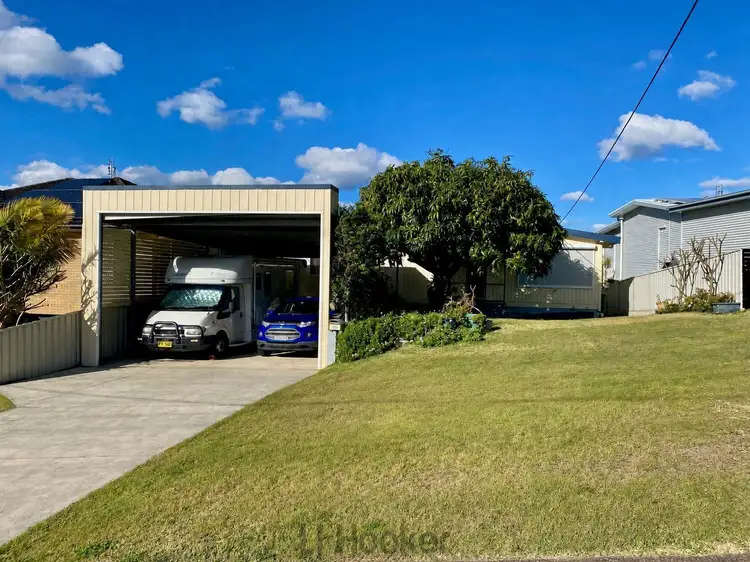 17 Tuloa Street
