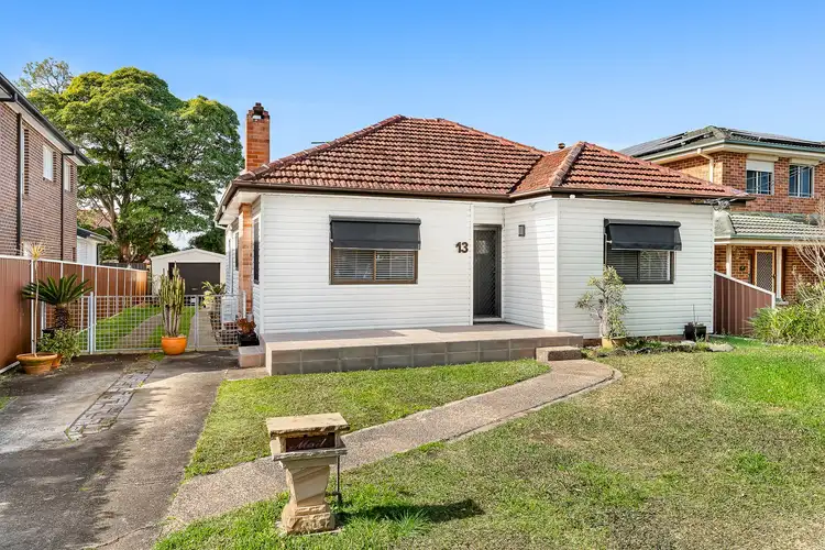 13 Beaconsfield Road