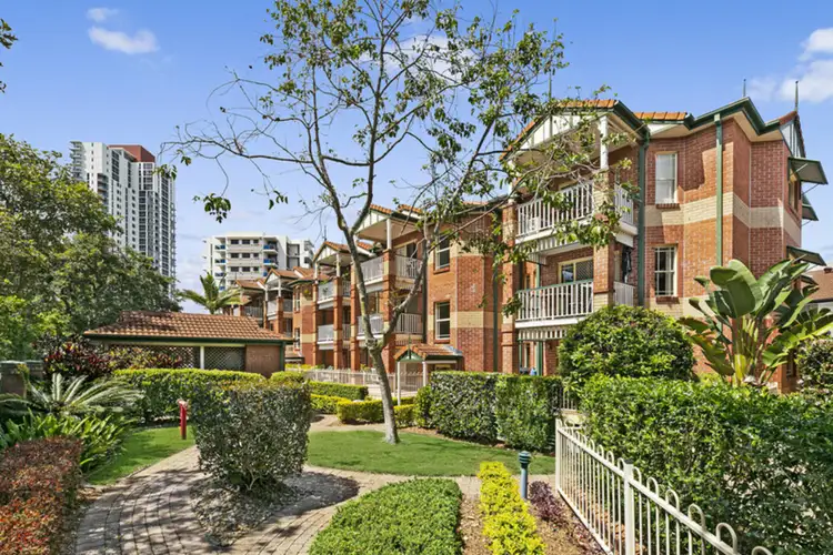 26/53 Bauer Street