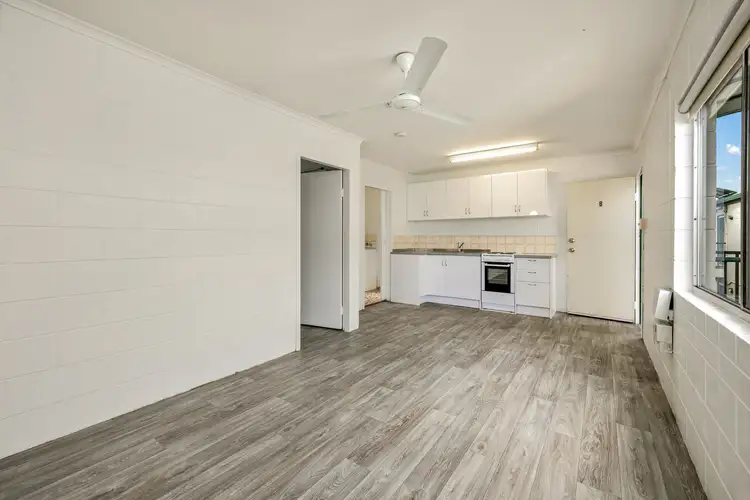 8/122 Aumuller Street