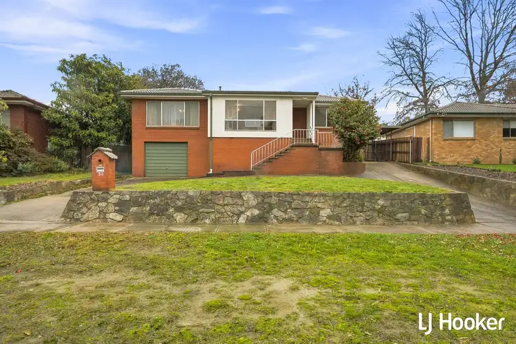 30 Wirraway Crescent
