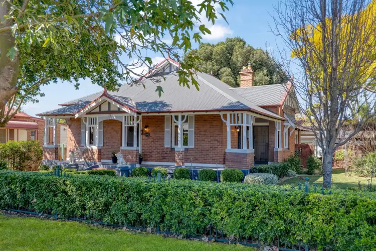23 King Street