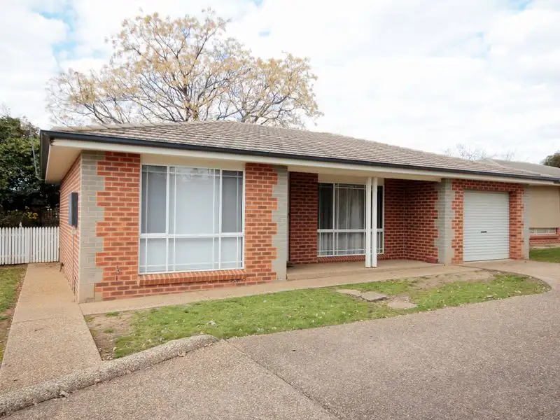 Main view of Homely unit listing, Unit 3/42 Lamilla Street, Glenfield Park NSW 2650