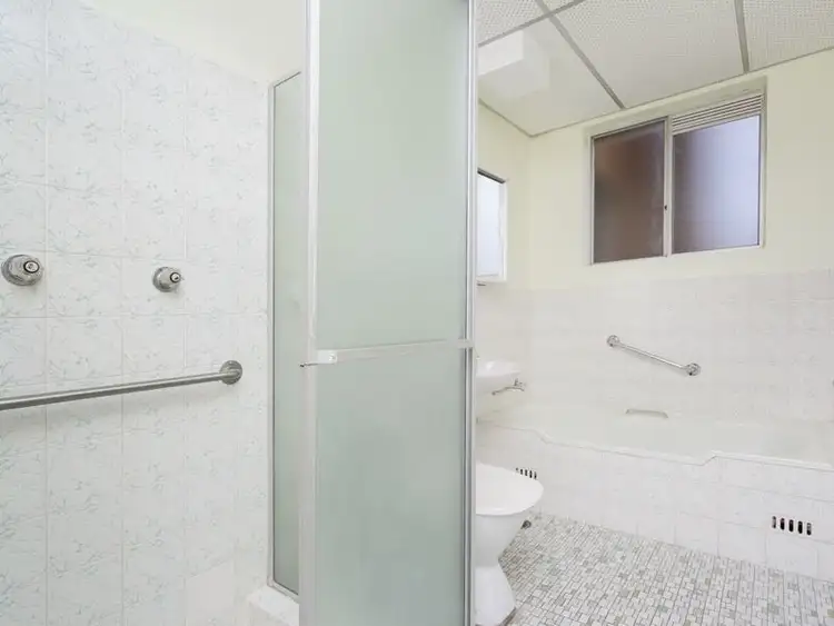 Fifth view of Homely unit listing, 6/165 Willarong Road, Caringbah NSW 2229